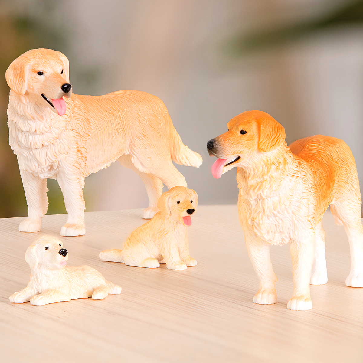 Realistic Large Dog Figures Playset Golden Retriever Figurines